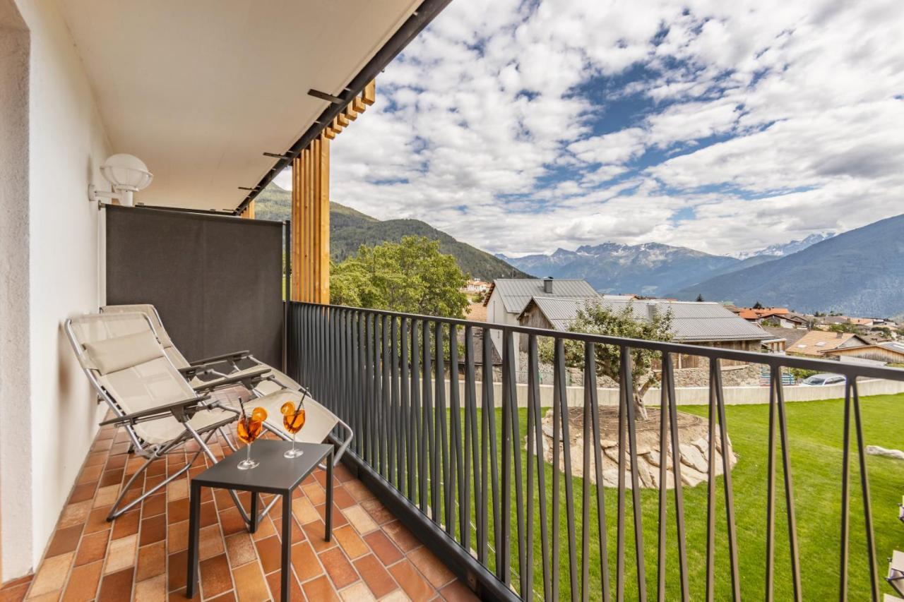 Maraias - Luxury Suites & Apartments Burgusio Exterior foto