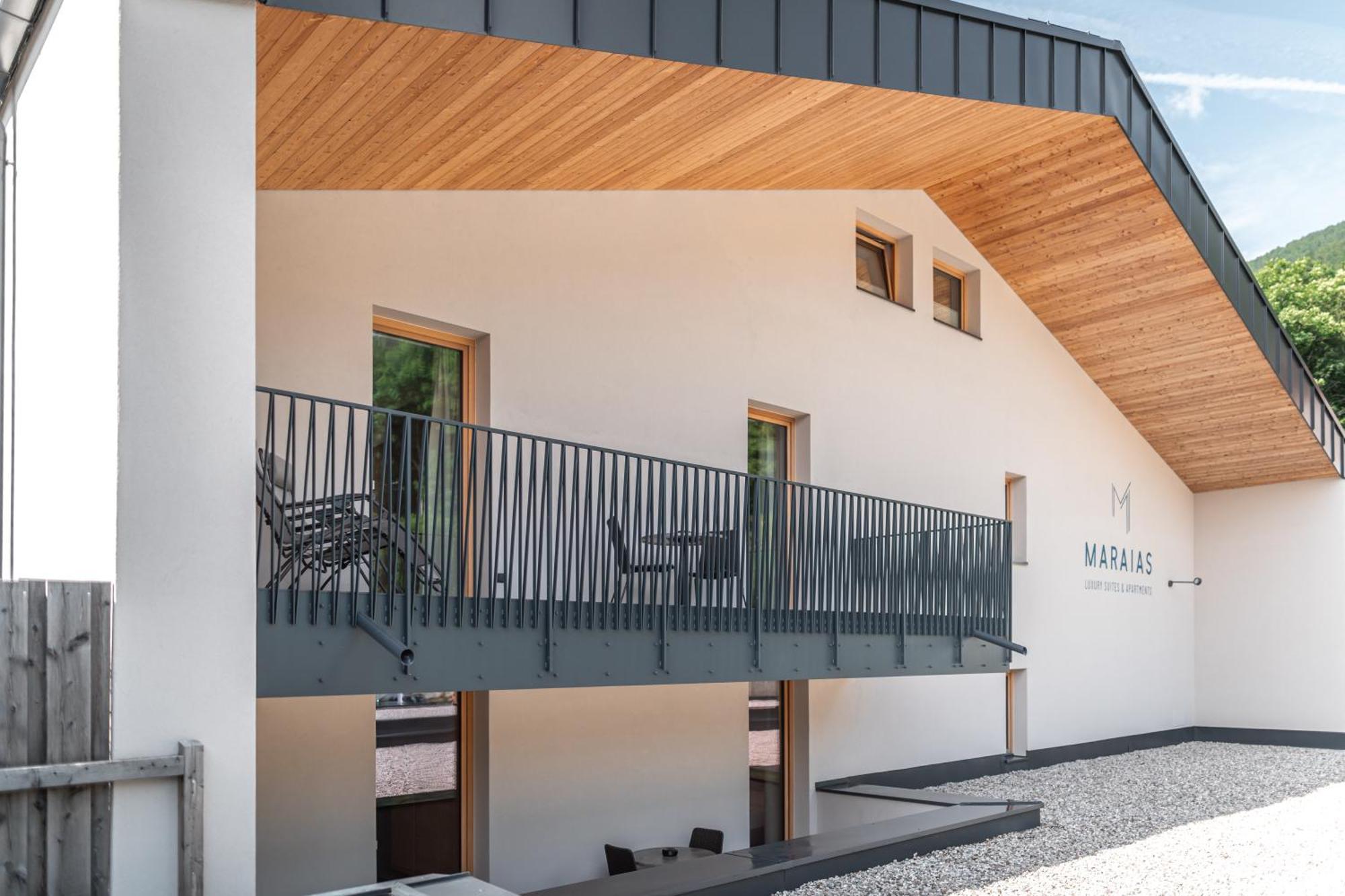 Maraias - Luxury Suites & Apartments Burgusio Exterior foto